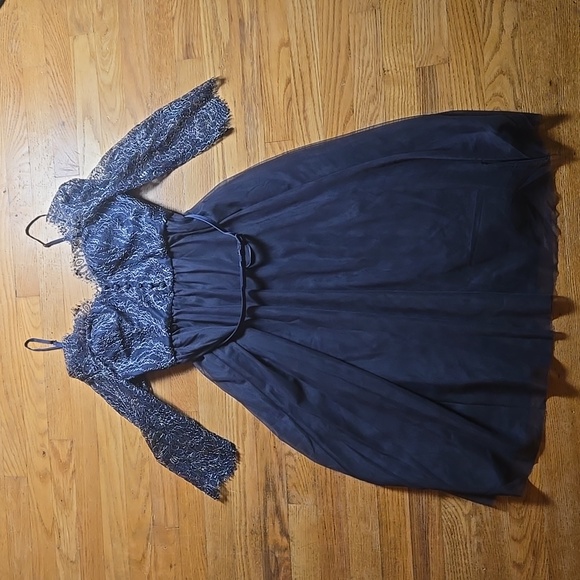 Anthropologie Va et Vien for BHLDN navy blue lace tulle skirt belted dress - Picture 2 of 7